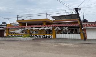 Foto de inmueble en Mauricio Martínez Solano, Col. Ferrocarrilera C.P. 60150, Uruapan