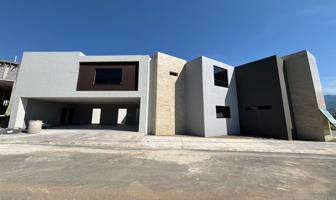 Foto de inmueble en Col Bosques de las Misiones Sector Encino, Santiago Nuevo León, Col. Yerbaniz C.P. 67302, Santiago