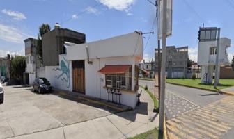 Foto de inmueble en  , Col. Parques Nacionales C.P. 50100, Toluca