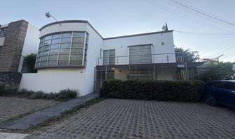 Foto de inmueble en Paseo de la Arboleda, Col. Jardines del Bosque Norte C.P. 44520, Guadalajara