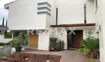 Foto de inmueble en Paseo de la Montaña, Col. Lomas de Santa Anita C.P. 45645, Tlajomulco de Zúñiga