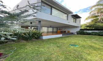 Foto de inmueble en Paseo San Arturo, Col. Valle Real C.P. 45019, Zapopan