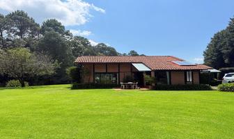 Foto de inmueble en PEÑA BLANCA, CIRCUITO AVANDARO, Col. Avándaro C.P. 51200, Valle de Bravo