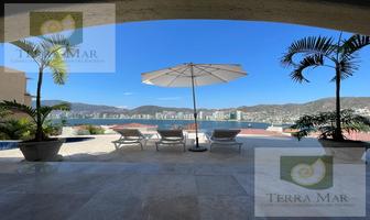 Foto de inmueble en  , Col. Playa Guitarrón C.P. 39880, Acapulco de Juárez