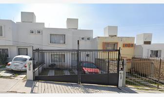 Foto de inmueble en PORTAL DE SAN MARCOS #000, Col. Jardines de Villas de Santiago C.P. 76148, Querétaro