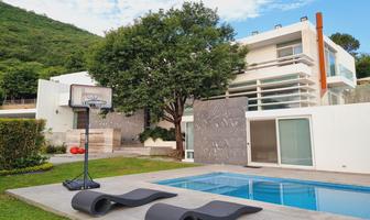 Foto de inmueble en  , Col. Portal del Huajuco C.P. 64989, Monterrey