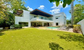 Foto de inmueble en Privada Xpokin, Col. Yucatán Country Club C.P. 97308, Mérida