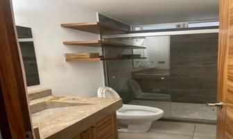 Foto de inmueble en Prol. Constituyentes Ote Av Residencial del Parque, Col. El Mirador C.P. 76134, Querétaro