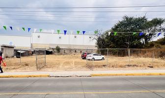 Foto de inmueble en Prolongacion Lopez Cotilla, Col. Toluquilla C.P. 45610, San Pedro Tlaquepaque