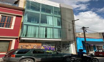 Foto de inmueble en Puebla sur #28, Col. Tepic Centro C.P. 63000, Tepic