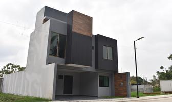 Foto de inmueble en  , Col. Puerta de Hierro C.P. 86039, Centro