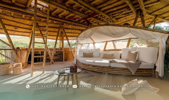 Foto de inmueble en puerto, Col. La Cruz C.P. 70935, Santa María Colotepec