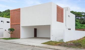 Foto de inmueble en  , Col. Punta Tiburón, Residencial, Marina y Golf C.P. 95264, Alvarado