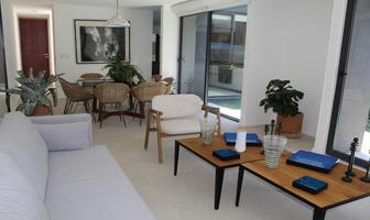 Foto de inmueble en Avenida Fray Junípero Serra, Col. Residencial el Refugio C.P. 76146, Querétaro