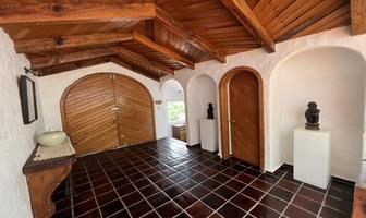 Foto de inmueble en Ruta del Bosque, Col. Avándaro C.P. 51200, Valle de Bravo