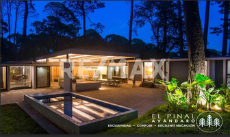 Foto de inmueble en Ruta del Lago, Col. Avándaro C.P. 51200, Valle de Bravo