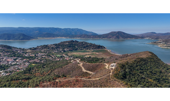 Foto de inmueble en SAN ANTONIO VALLE DE BRAVO, Col. Valle de Bravo C.P. 51200, Valle de Bravo