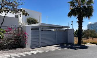 Foto de inmueble en San Bernardo, Col. Juriquilla C.P. 76226, Querétaro