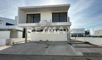 Foto de inmueble en San Ignacio, Arroyos de la Marina, Col. Marina Mazatlán C.P. 82103, Mazatlán