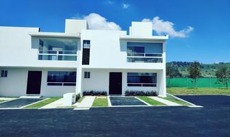 Foto de inmueble en , Col. San Luis Mextepec C.P. 51355, Zinacantepec