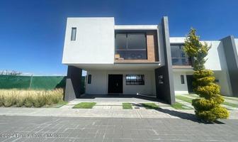 Foto de inmueble en , Col. San Mateo Otzacatipan C.P. 50220, Toluca