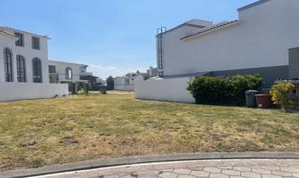 Foto de inmueble en Terreno en Venta en Condado del Valle Bakeira, Metepec, Col. San Miguel Totocuitlapilco C.P. 52143, Metepec