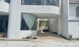 Foto de inmueble en  , Col. San Miguel Totocuitlapilco C.P. 52143, Metepec