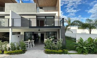 Foto de inmueble en Santa Fe, Xochitepec,  Morelos, Col. Xochitepec Centro C.P. 62790, Xochitepec