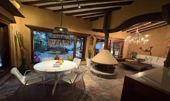 Foto de inmueble en  , Col. Santa María Ahuacatlan C.P. 51200, Valle de Bravo