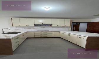 Foto de inmueble en  , Col. Santa María C.P. 64650, Monterrey