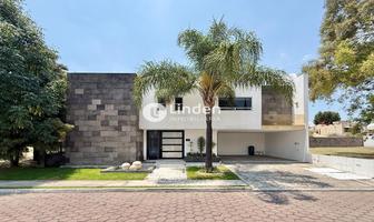 Foto de inmueble en Casa en Venta en Residencial El Campanario, Zona Santiago Momoxpan, San Andrés Cholula, Col. Santiago Momoxpan C.P. 72775, San Pedro Cholula