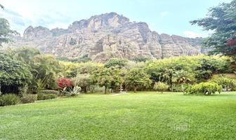 Foto de inmueble en , Col. Santo Domingo C.P. 62520, Tepoztlán