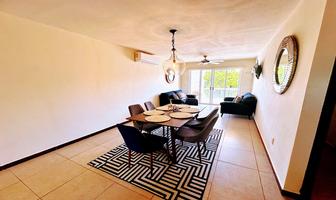Foto de inmueble en Simón Bolívar, Col. Puerto Marqués C.P. 39890, Acapulco de Juárez
