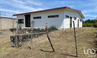 Foto de inmueble en SIN NOMBRE, Col. El Lencero C.P. 91640, Emiliano Zapata