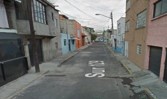 Foto de inmueble en SUR 129, Col. Gabriel Ramos Millán C.P. 08730, Iztacalco
