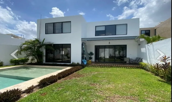 Foto de inmueble en T, Col. Temozon Norte C.P. 97302, Mérida