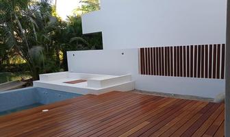 Foto de inmueble en VALLARTA GARDENS, Col. Cruz de Huanacaxtle C.P. 63734, Bahía de Banderas