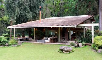 Foto de inmueble en Vega del Valle, Col. Avándaro C.P. 51200, Valle de Bravo