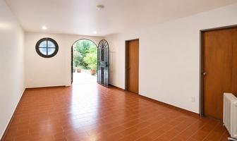 Foto de inmueble en , Col. Viveros de La Loma C.P. 54080, Tlalnepantla de Baz