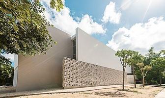 Foto de inmueble en  , Col. Yucatán Country Club C.P. 97308, Mérida