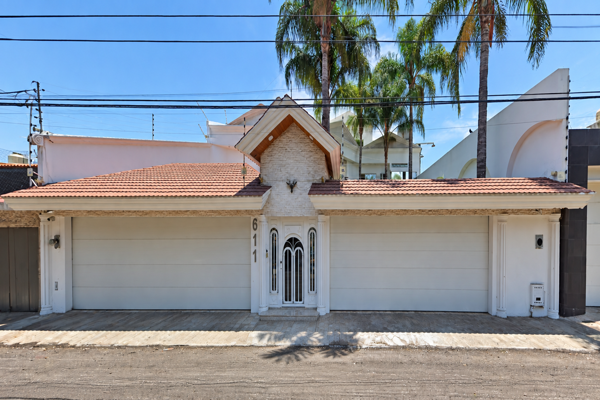 Foto de inmueble en Av. Vizcaínas 611, Carretas, 76050 Santiago de Querétaro, Qro. #611, Col. Carretas C.P. 76050, Querétaro