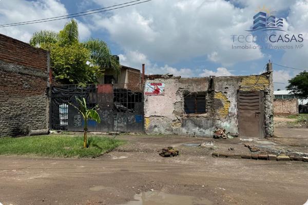 Foto de inmueble en CALLE HELIODORO HERNANDEZ LOZA, Col. San Jose del Quince C.P. 45696, El Salto
