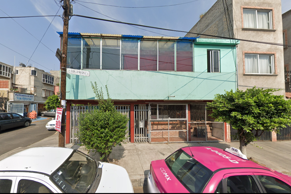 Foto de inmueble en Calle J. María Rodríguez, Col. Constitución de 1917 C.P. 09260, Iztapalapa