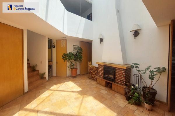 Foto de inmueble en Avenida Monte de las Cruces 29 #29, Col. San Lorenzo Acopilco C.P. 05410, Cuajimalpa de Morelos