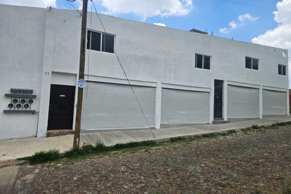 Foto de inmueble en Efrén Talavera Godínez #31, Col. Vista del Lago C.P. 61606, Pátzcuaro