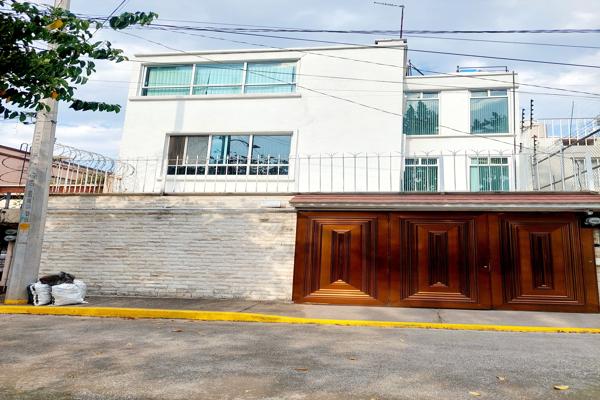 Foto de inmueble en Calle N, Col. Educación C.P. 04400, Coyoacán