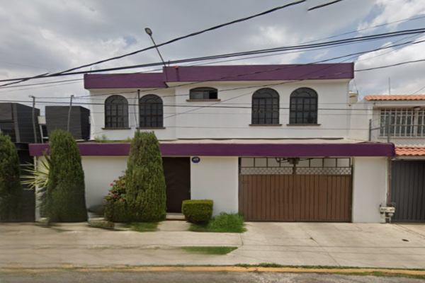 Foto de inmueble en Ramos Arispe 24 #24, Col. Pilares C.P. 52179, Metepec