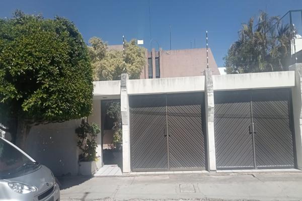 Foto de inmueble en Beisbolistas, Col. Punto Verde C.P. 37298, León