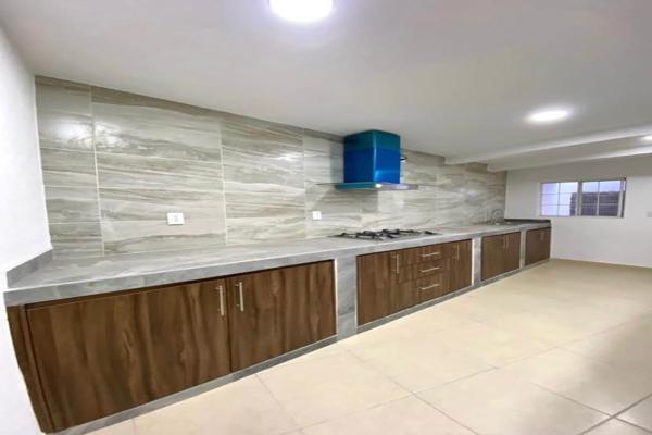 Foto de inmueble en Paseo de Los Mares 142 #142, Col. Las Reynas C.P. 36720, Salamanca