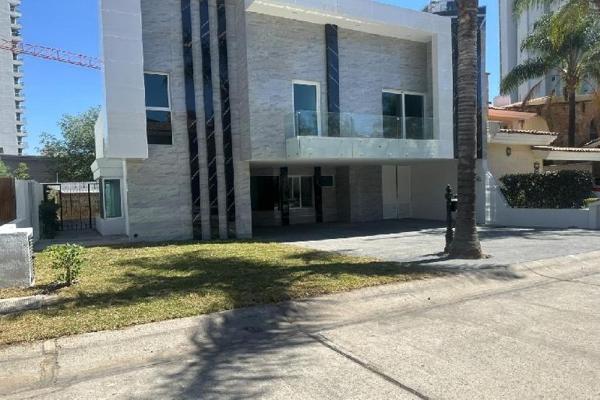 Foto de inmueble en Vereda de Los Laureles 54, Puerta de Hierro, 45116 Zapopan, Jal. #54, Col. Puerta Plata C.P. 45116, Zapopan